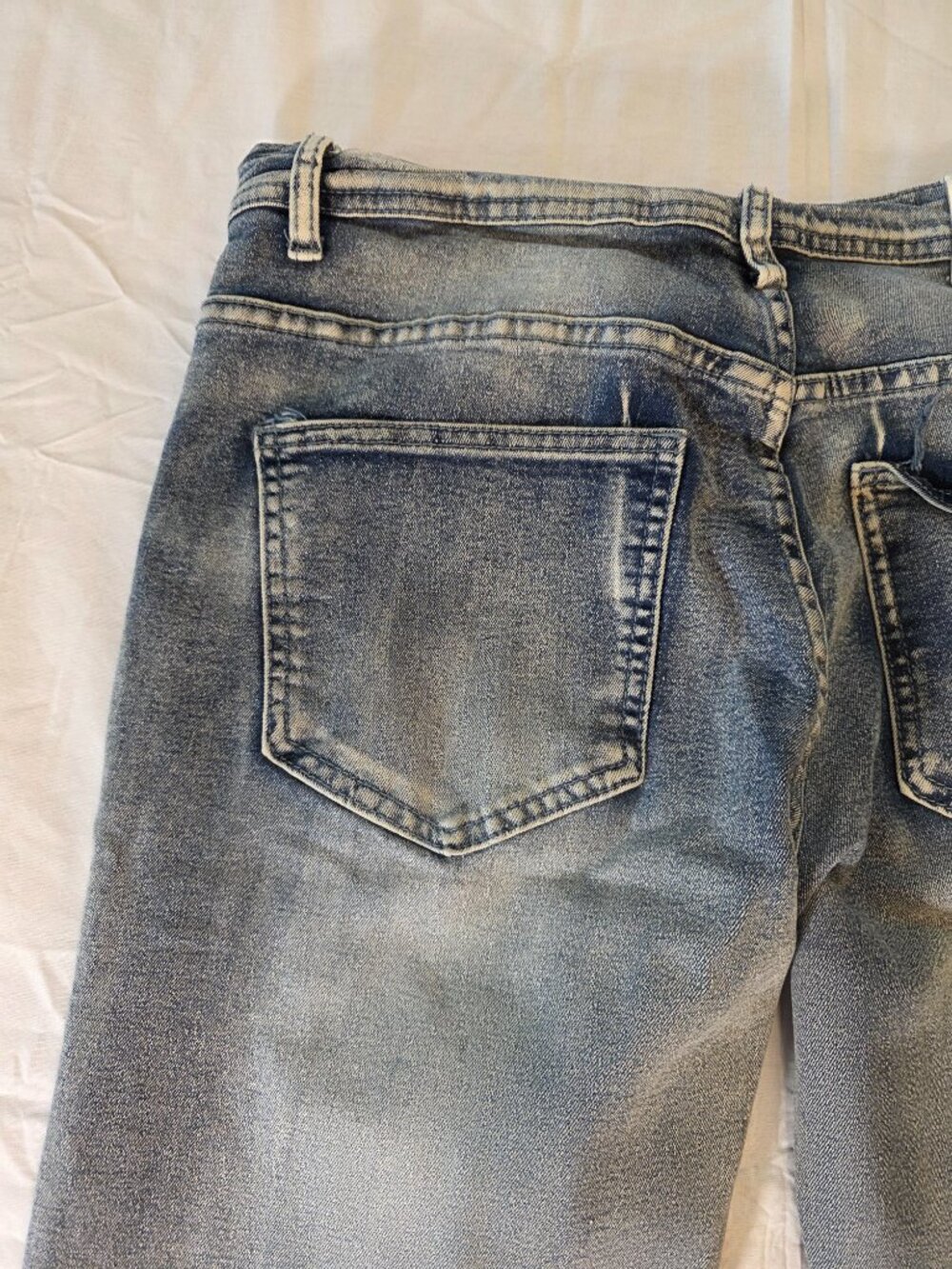 ZCL Men's Distressed Cross Patch Denim Jeans Light Wash Blue Size 30 Streetwear - Picture 16 of 16